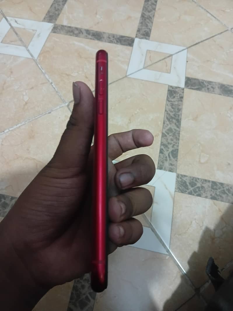 iPhone XR jv 3