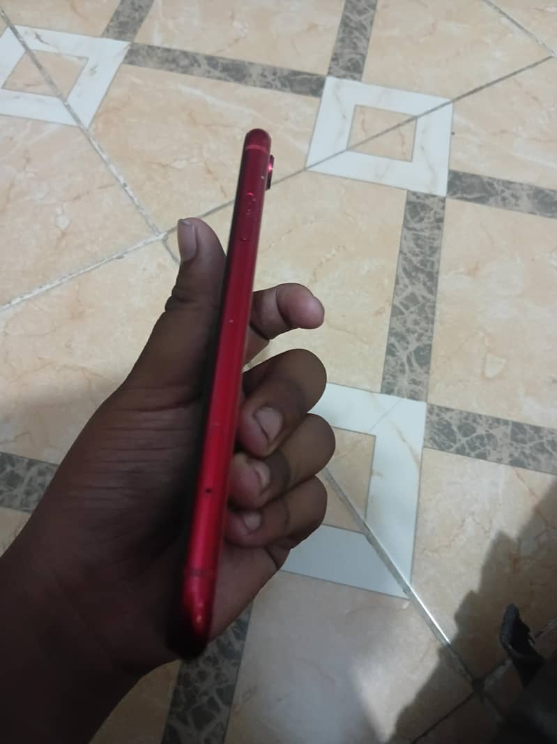 iPhone XR jv 4