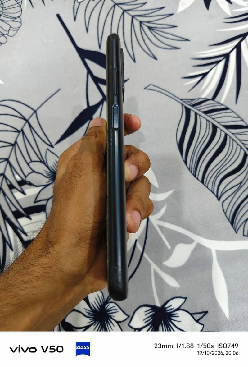 Xiaomi Redmi 9T 3