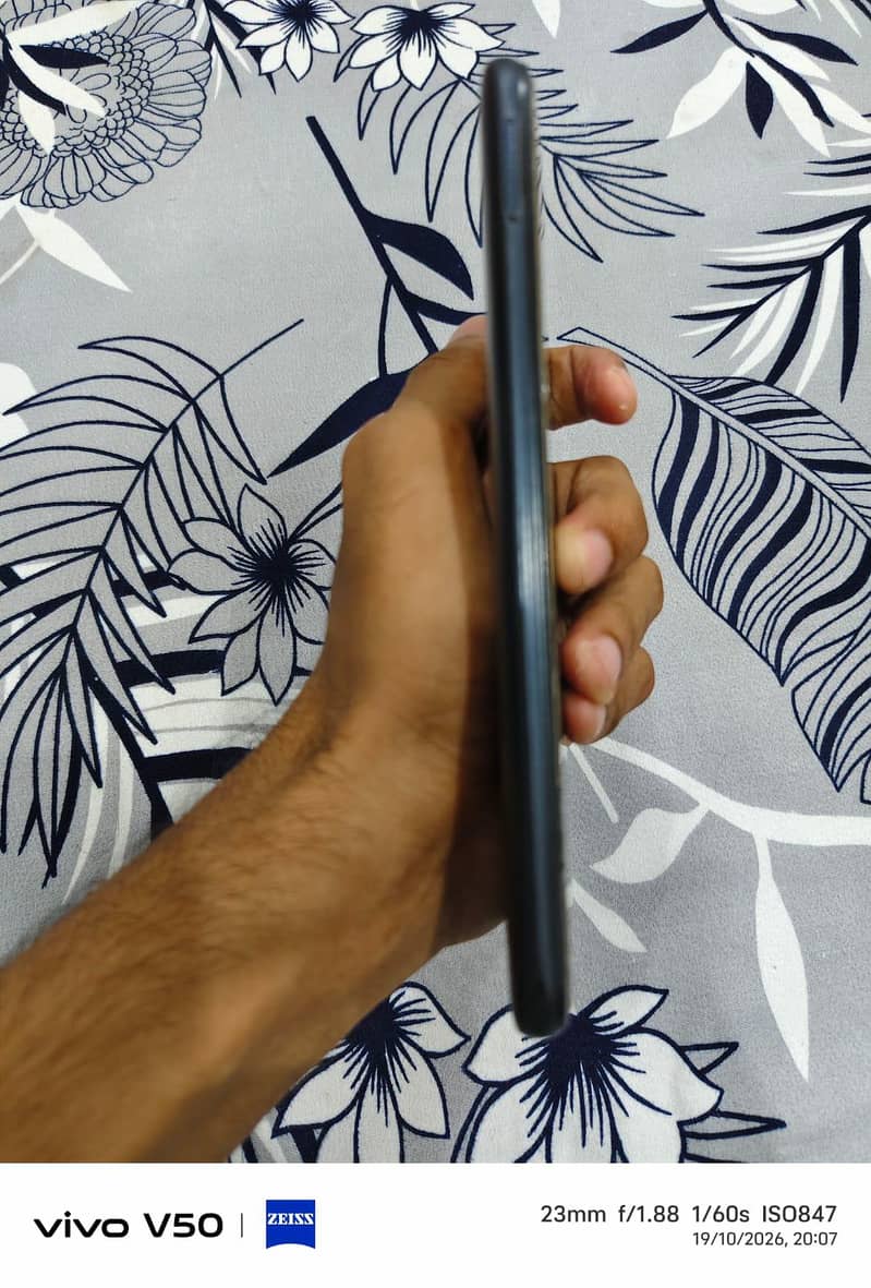 Xiaomi Redmi 9T 4