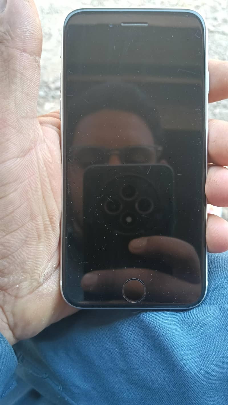 Apple iPhone SE 2