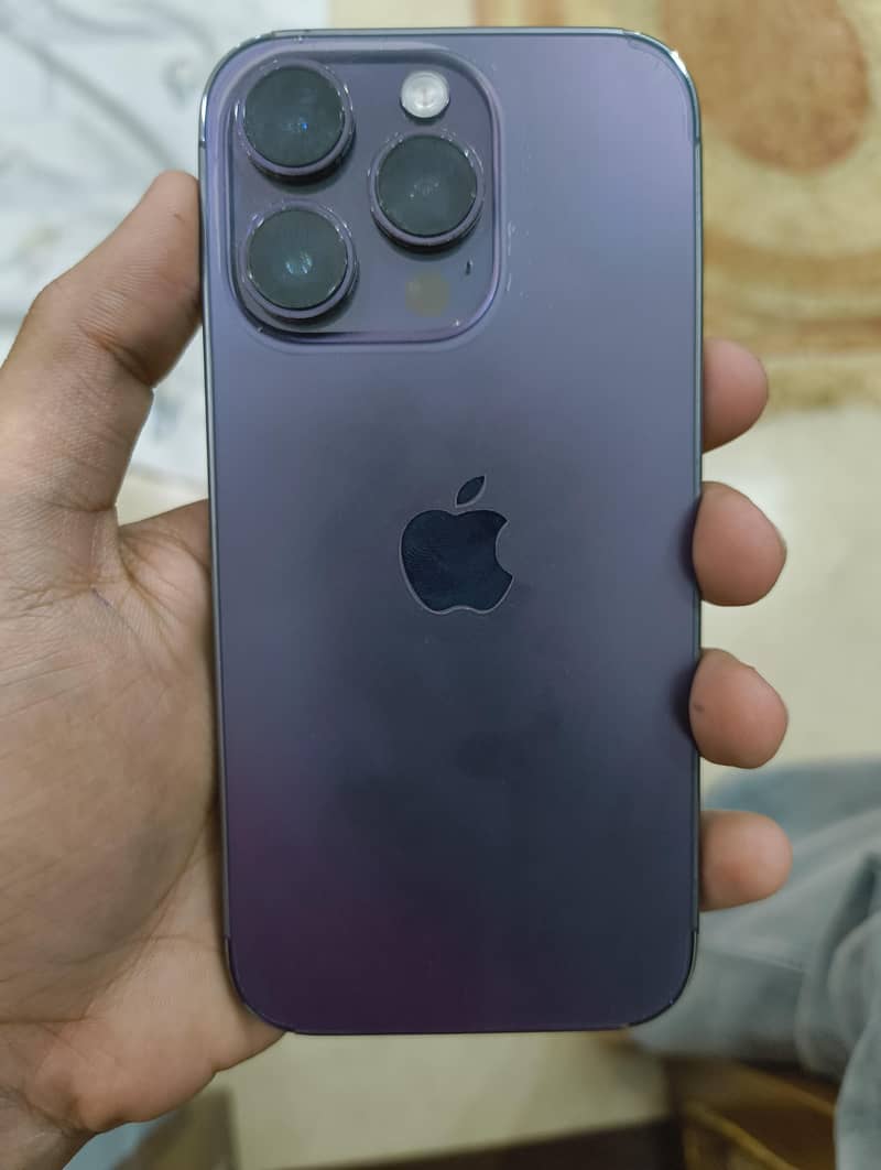 Apple iPhone 14 Pro 0