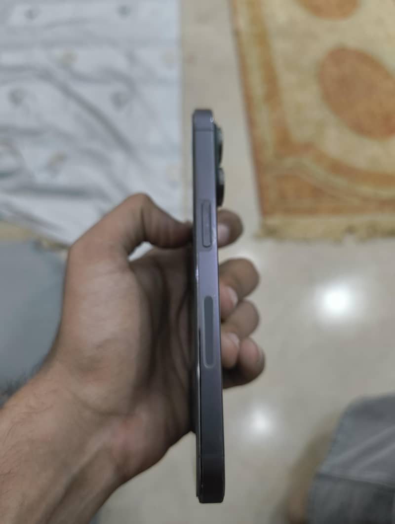 Apple iPhone 14 Pro 1