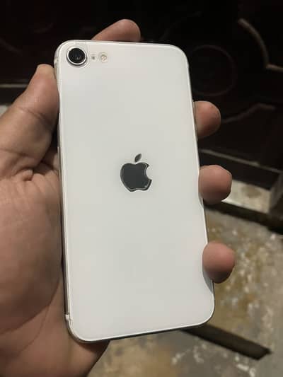 Apple iPhone SE