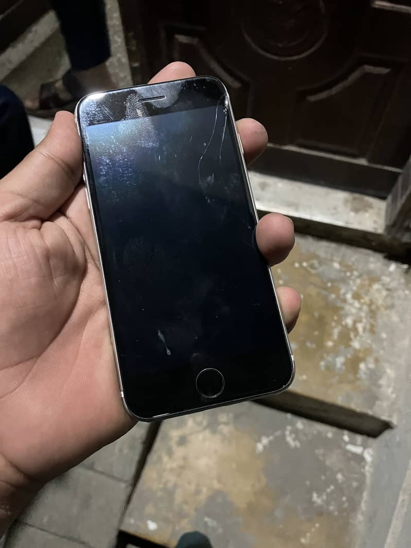 Apple iPhone SE 1