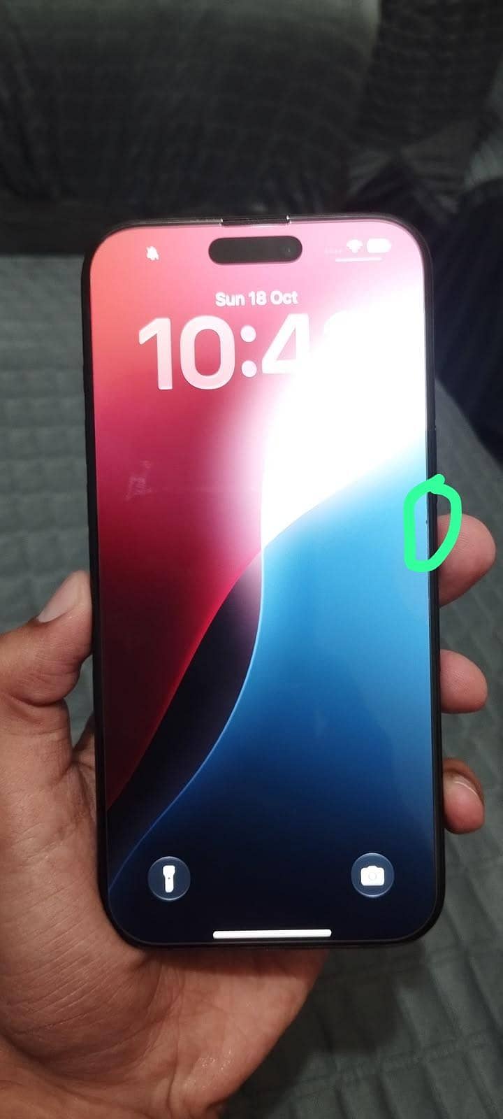 Apple iPhone 16 Pro Max 9