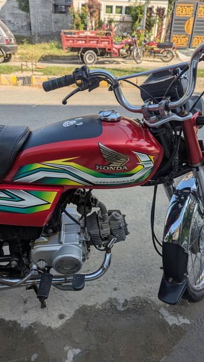 Honda CD 70 2023