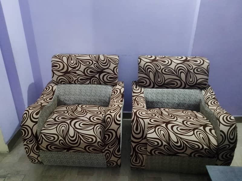 2 sofas 2