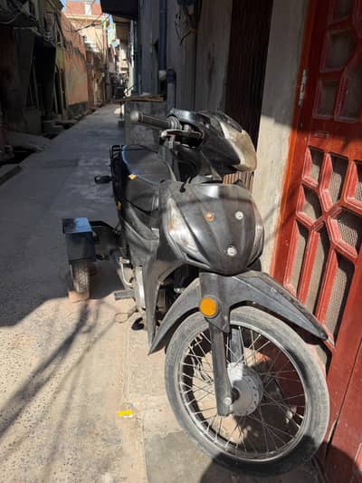 4 Wheel Self Start Bike