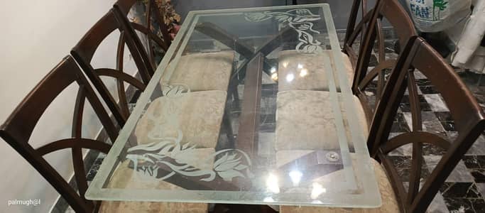 Dinning table used