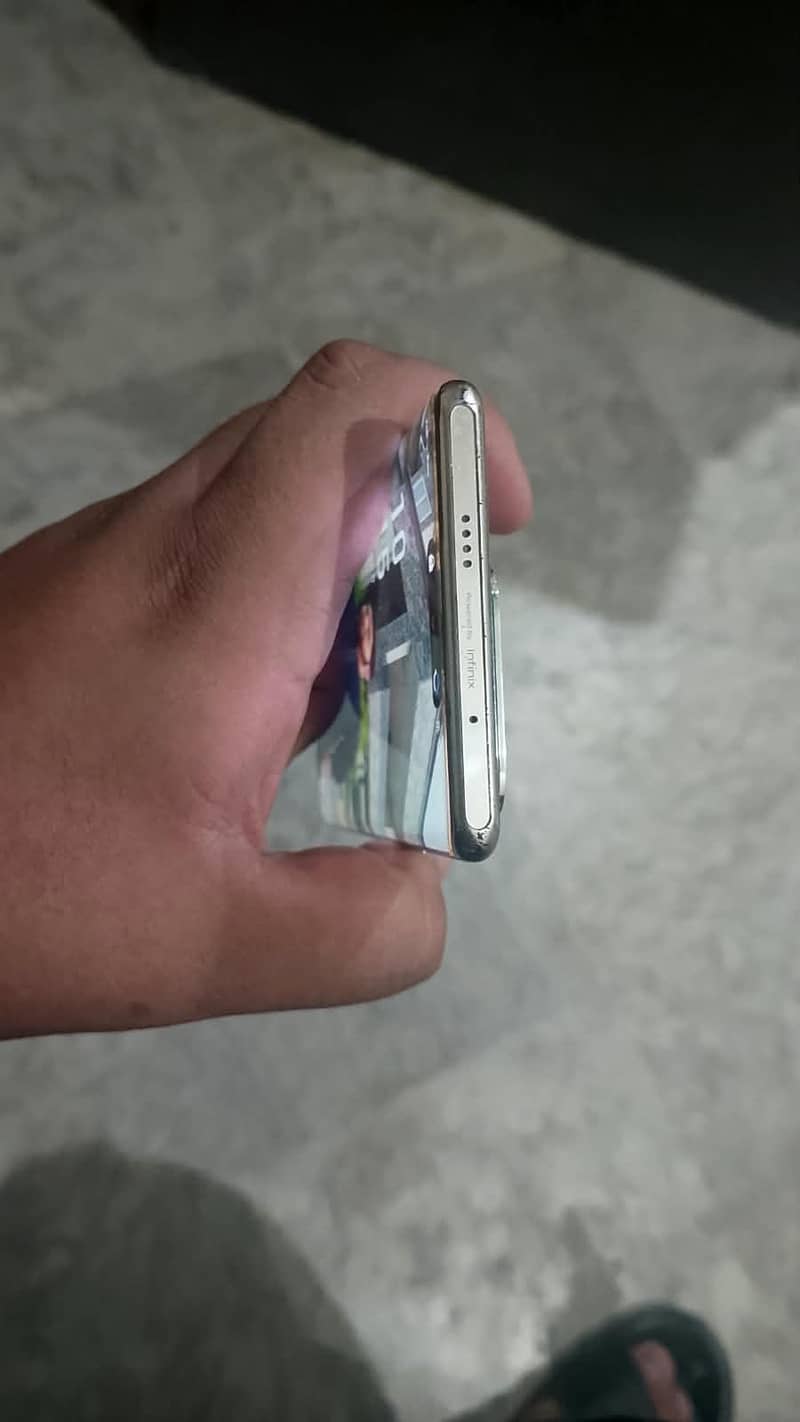 Infinix Zero 30 2