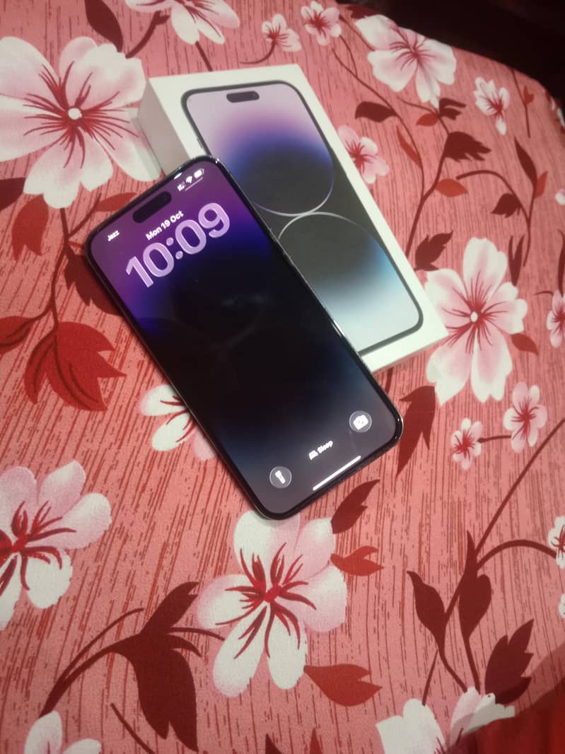 Apple iPhone 14 Pro Max 0