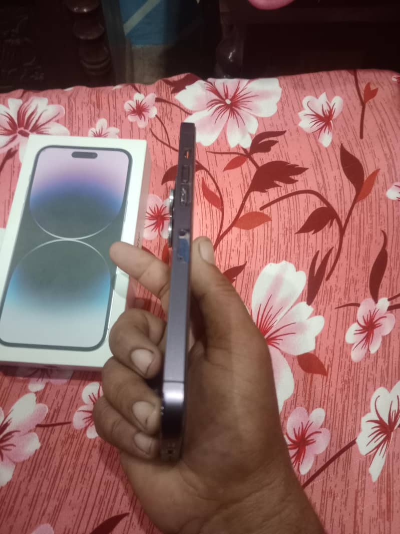 Apple iPhone 14 Pro Max 3