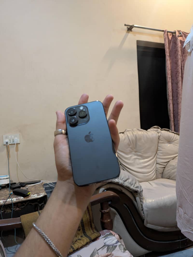 Apple iPhone 14 Pro 0