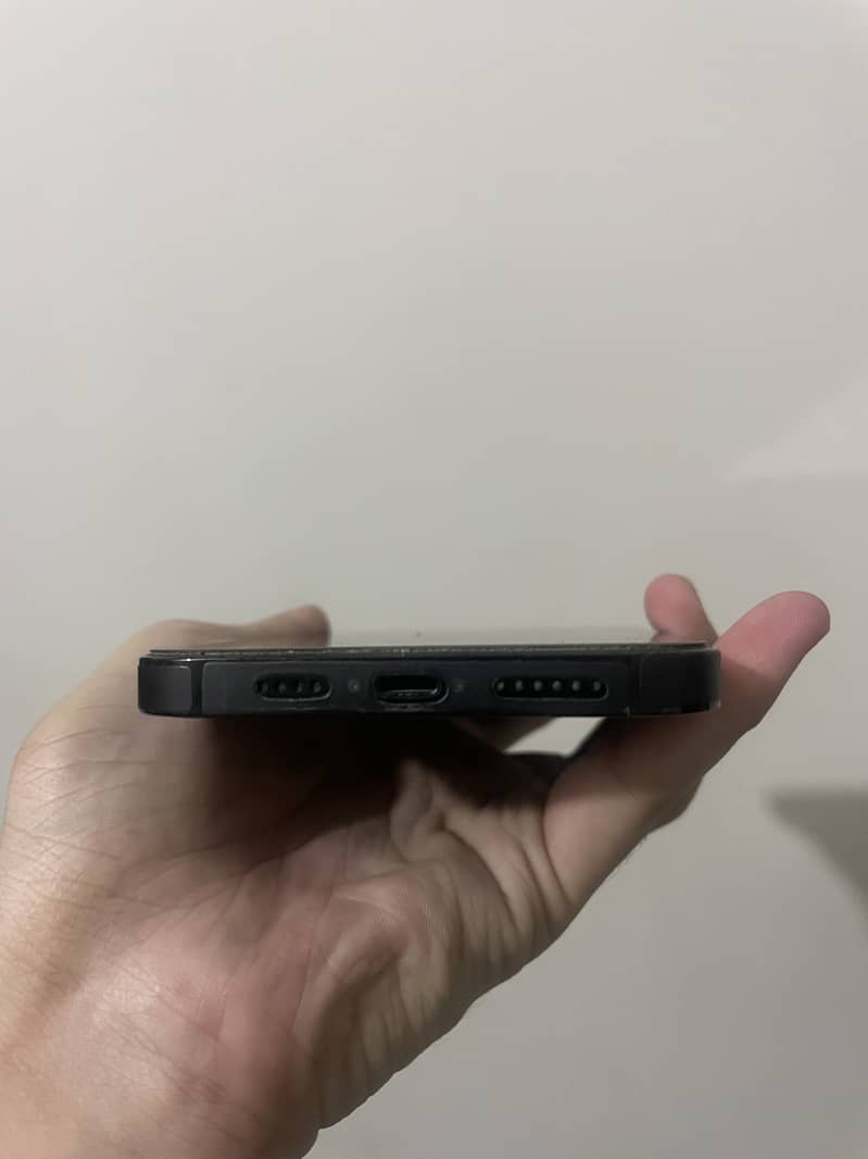 iPhone 14pro max 6