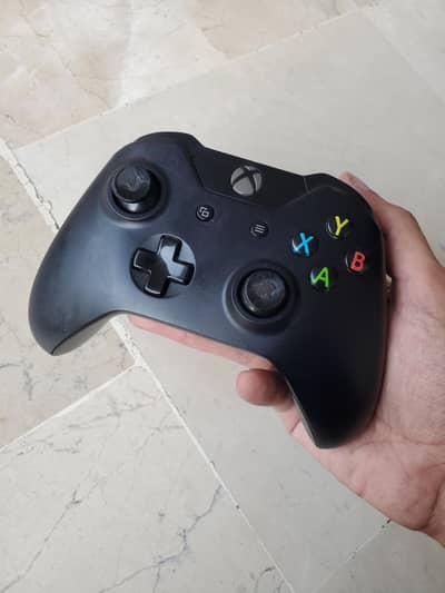 Xbox One Wireless Controller