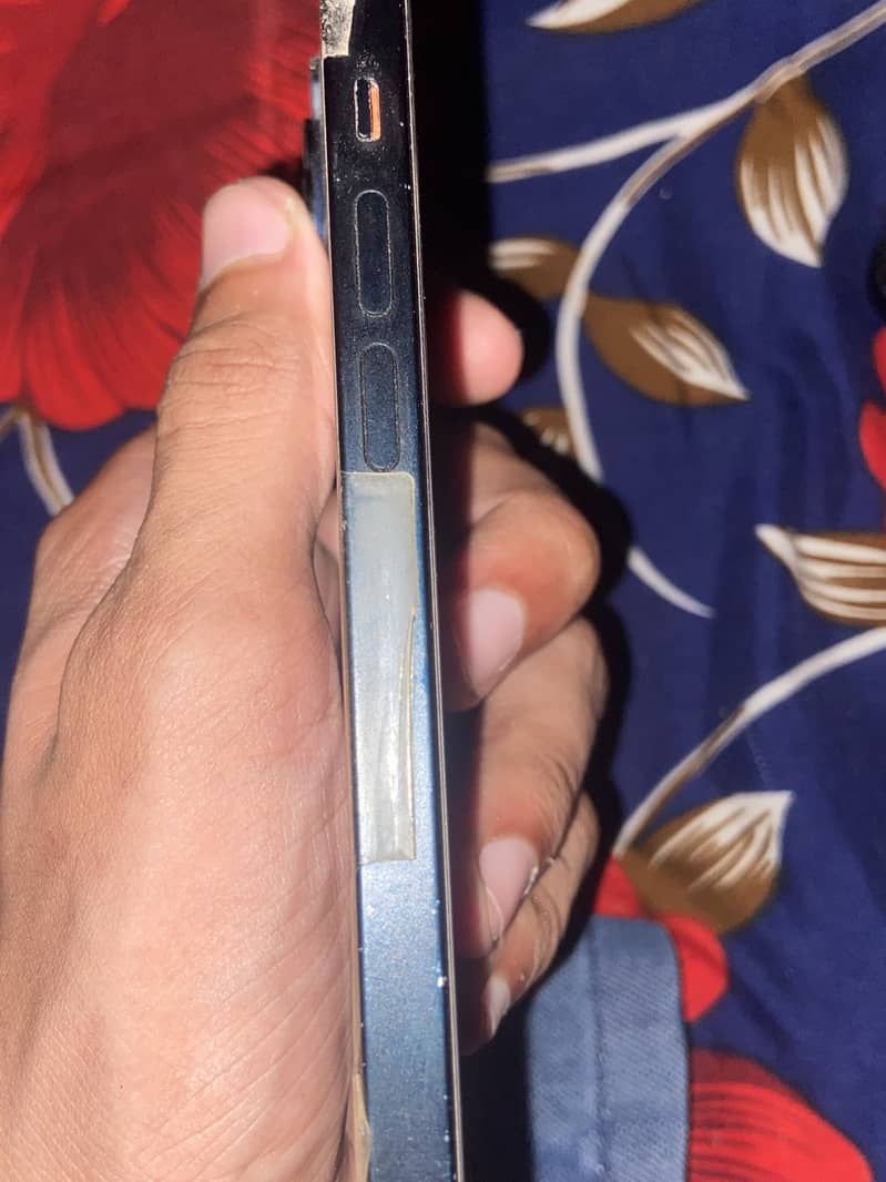 Apple iPhone 14 1
