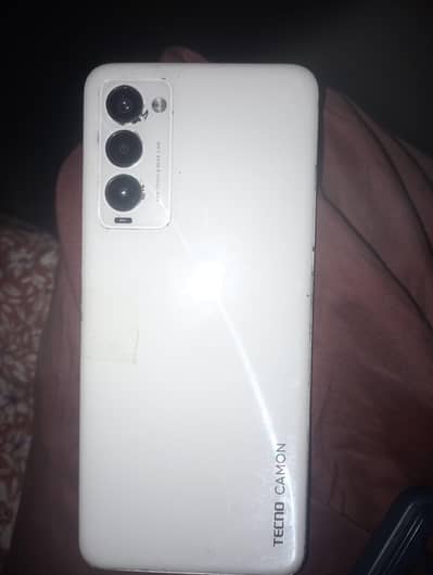 Tecno Camon 18
