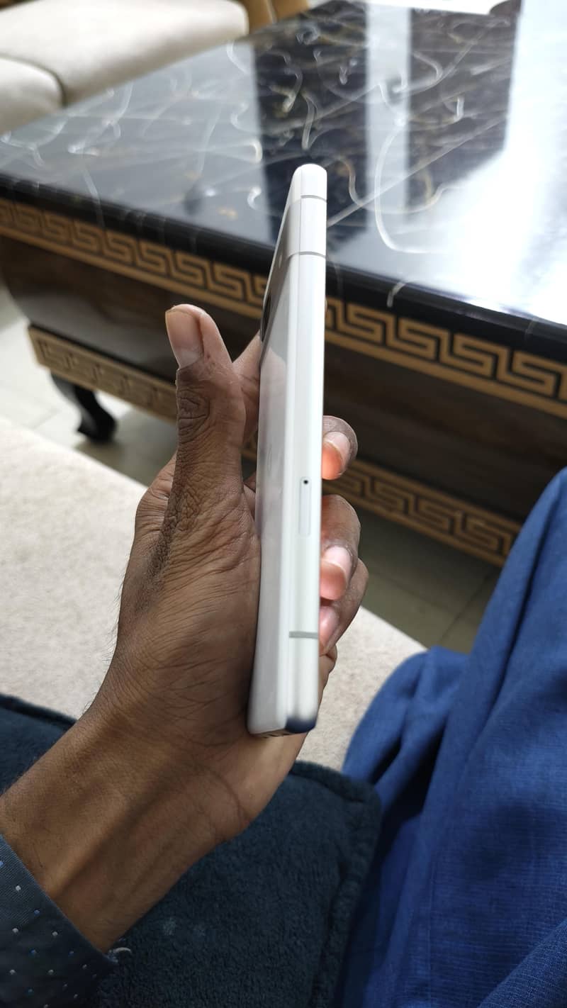 Google Pixel 7a 1
