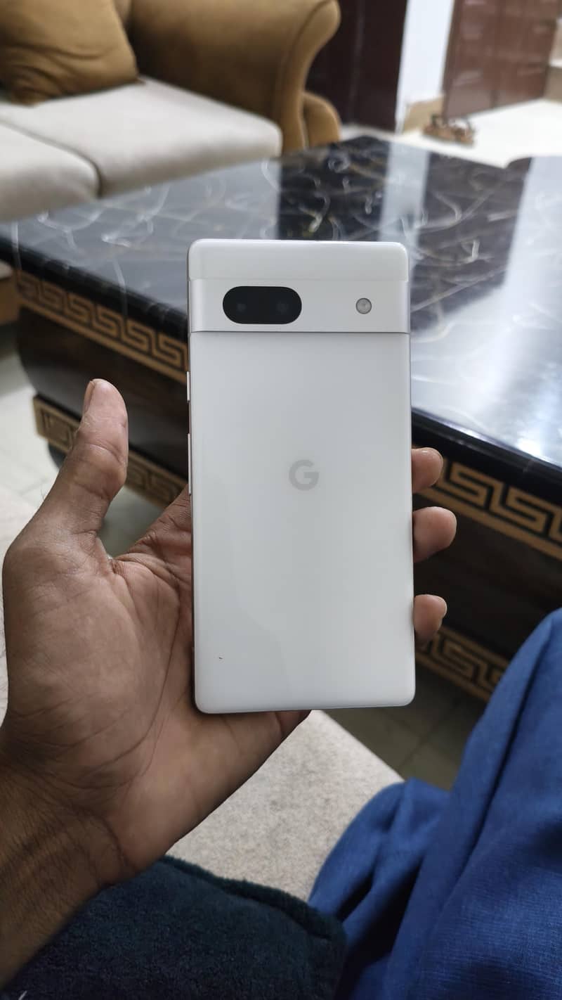 Google Pixel 7a 4