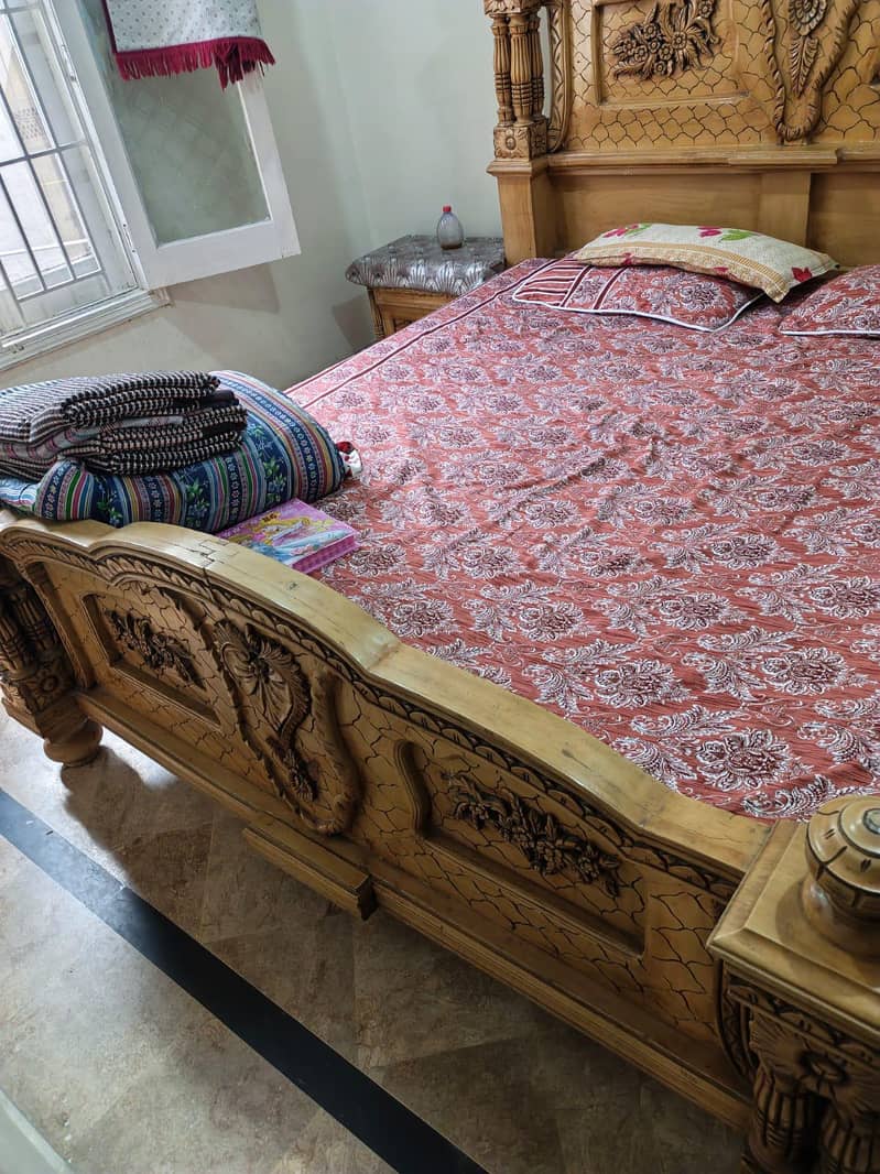 chanyoti Bed Or Dressing 1