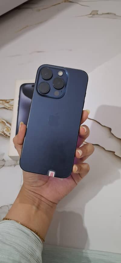 iPhone 15 Pro jv