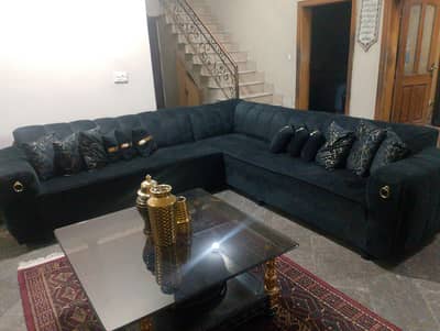 sofa black colour