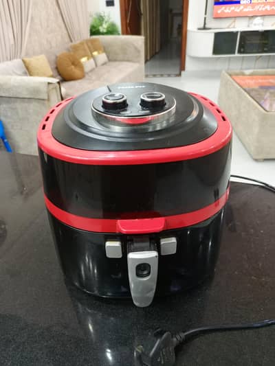 Nikai Air Fryer available for sale!