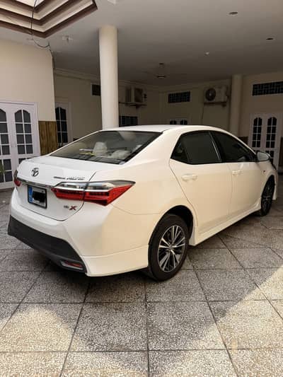 Toyota Corolla Altis X Automatic 1.6