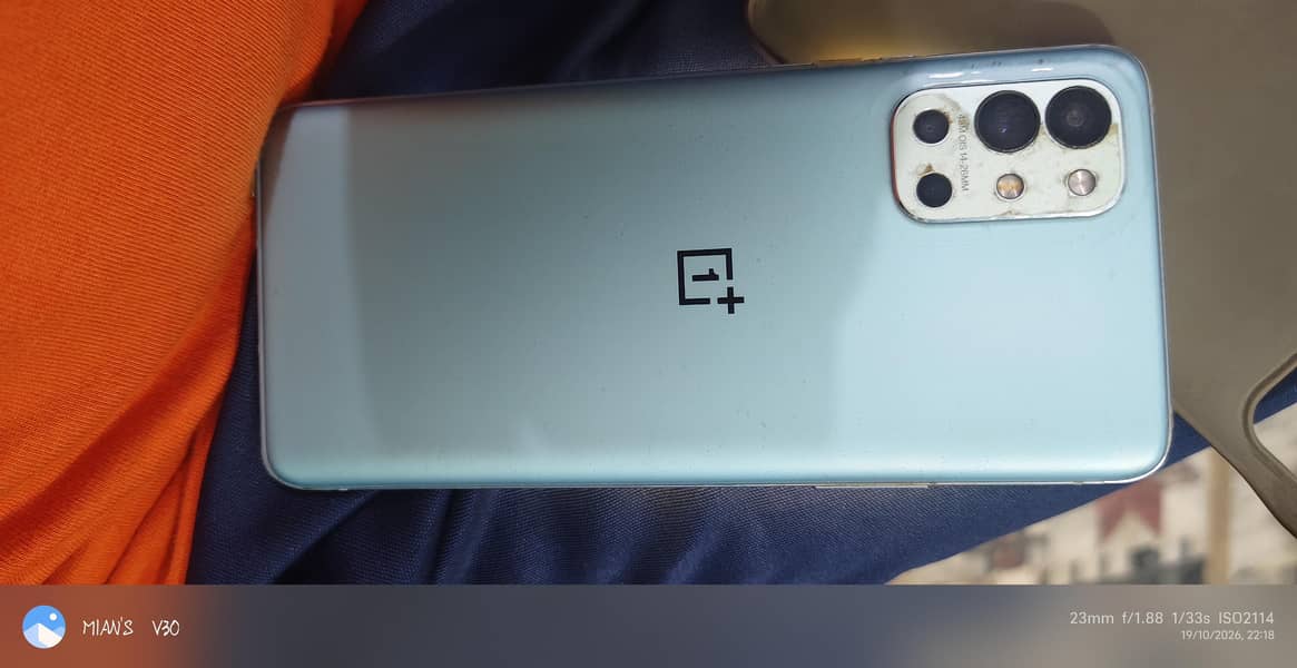 One Plus 9R 2