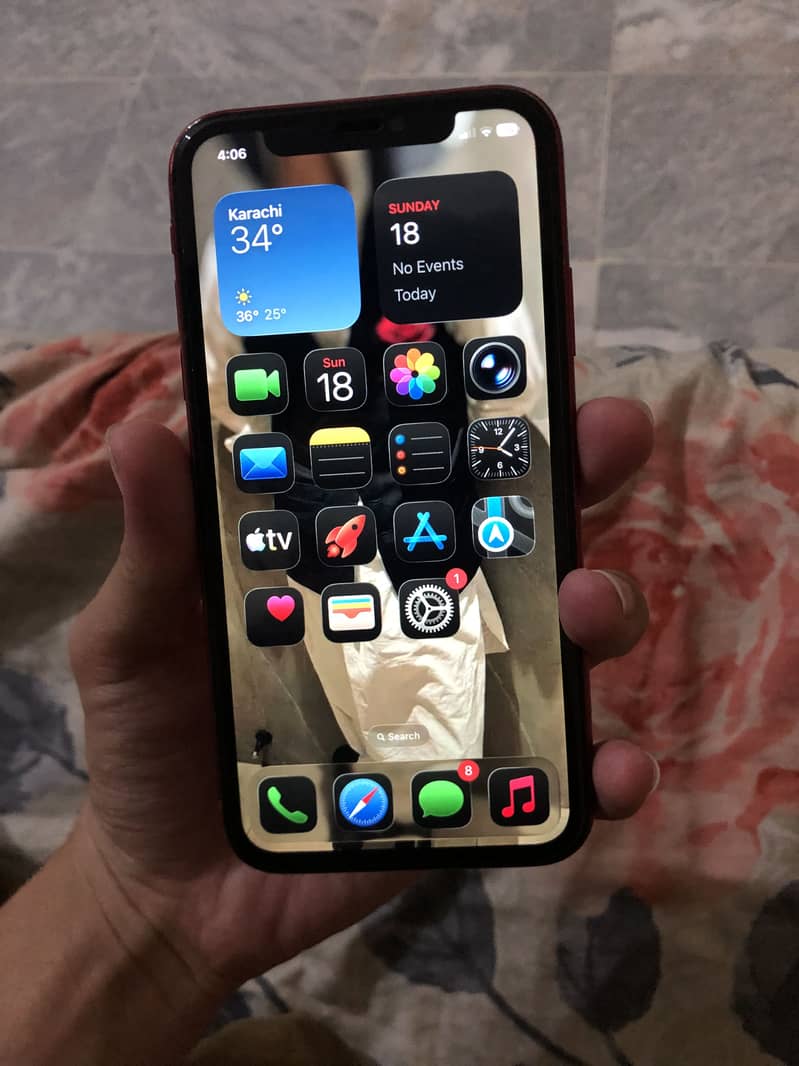 Apple iPhone 11 7