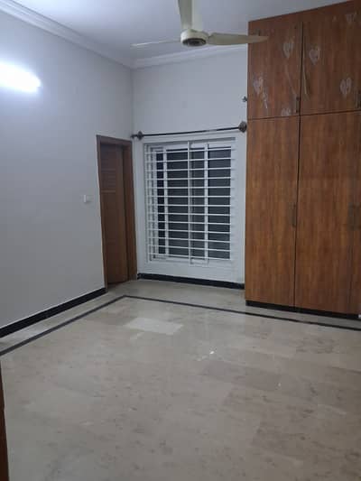 10 marla 1st floor for rent