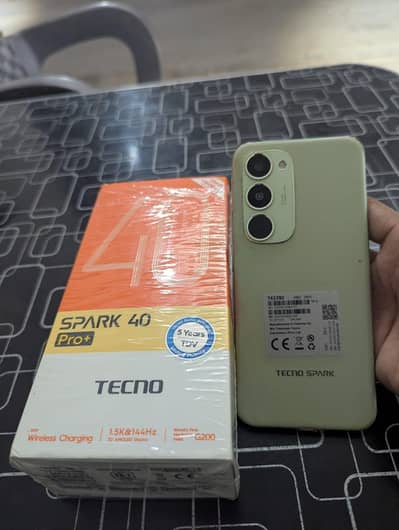 Tecno spark 40 pro plus
