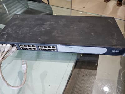 3Com Baseline Switch 2024 (Model: 3C16471B) - 24 Port Network Switch