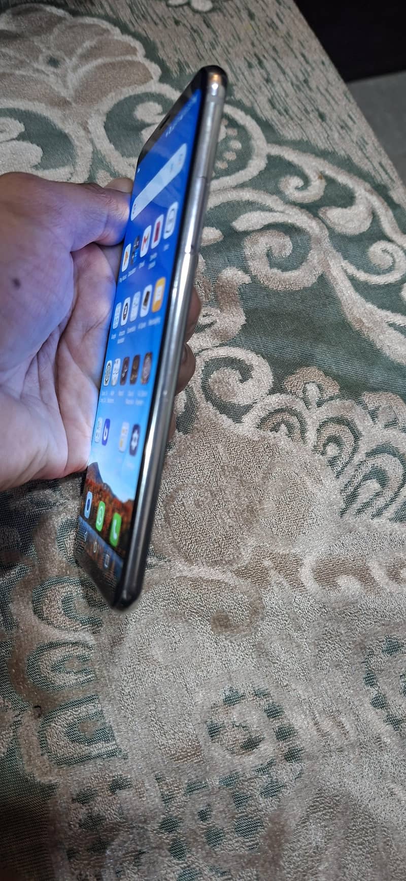 LG V30 2