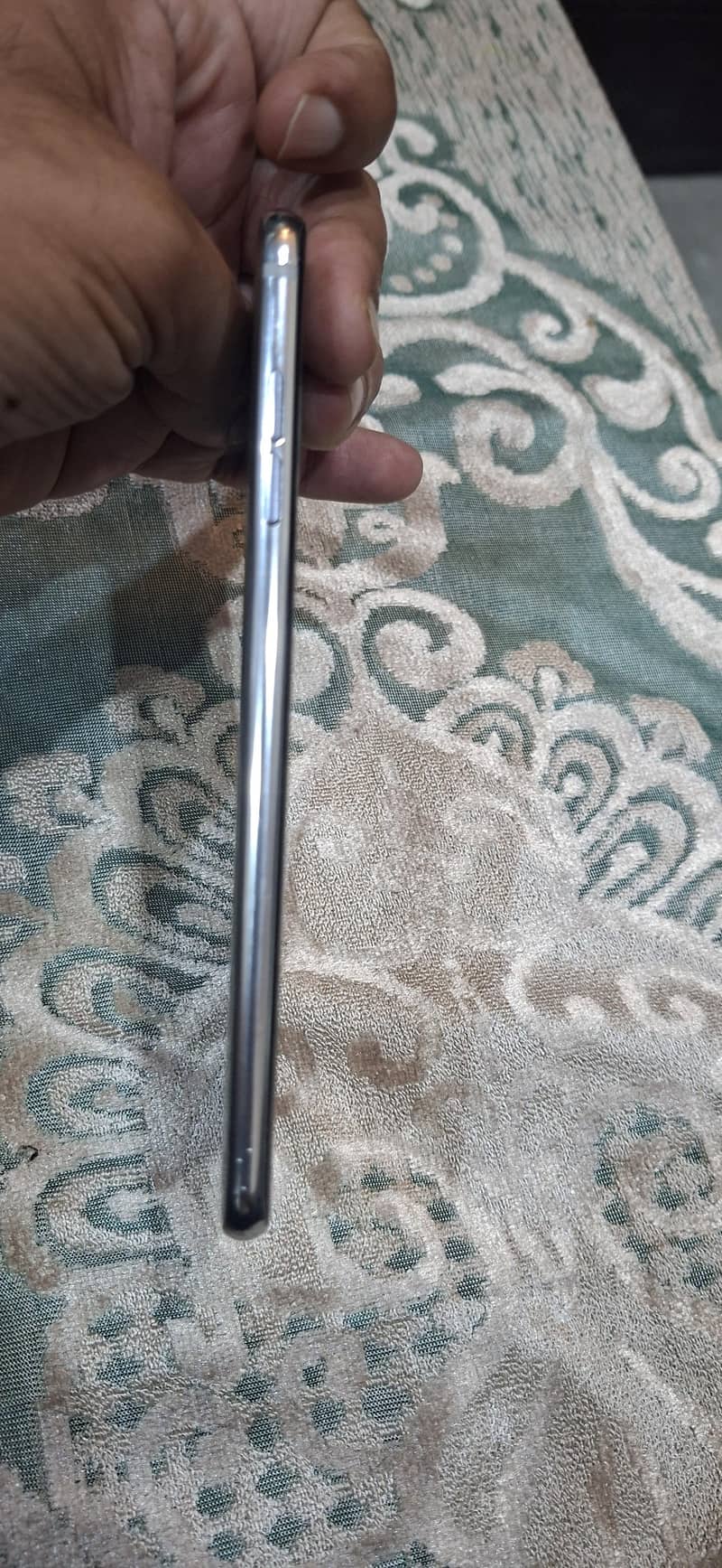 LG V30 5