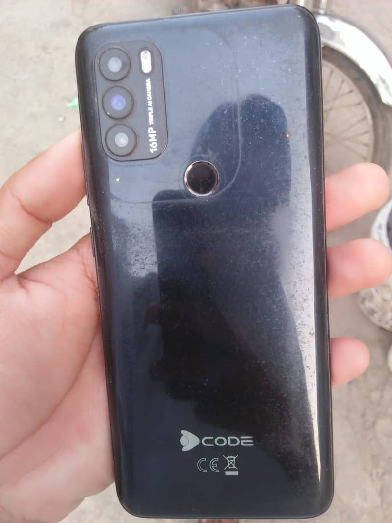 Dcode Bold 0