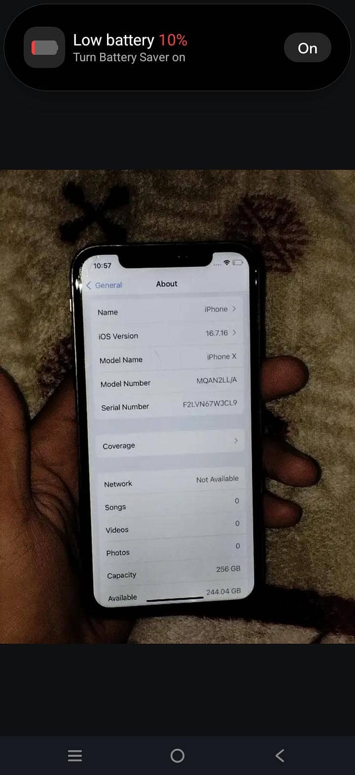 Apple iPhone X 4