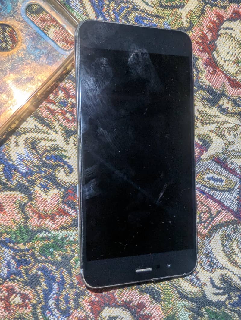 Huawei Nova 2 Plus 0
