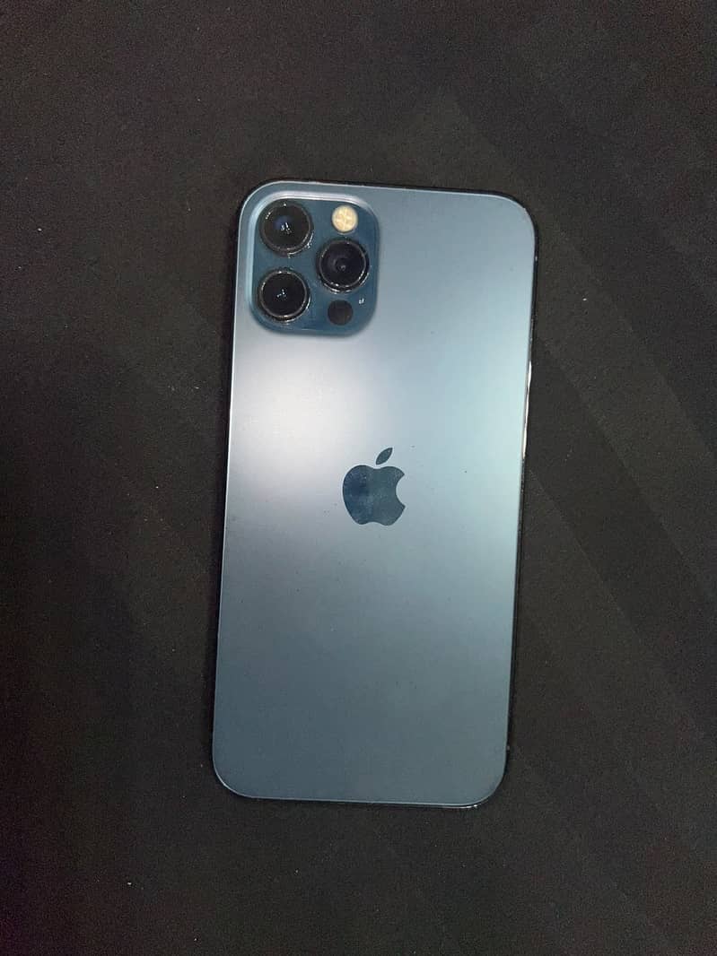 Apple iPhone 12 Pro 3