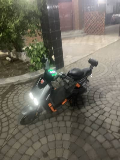Metro super bike