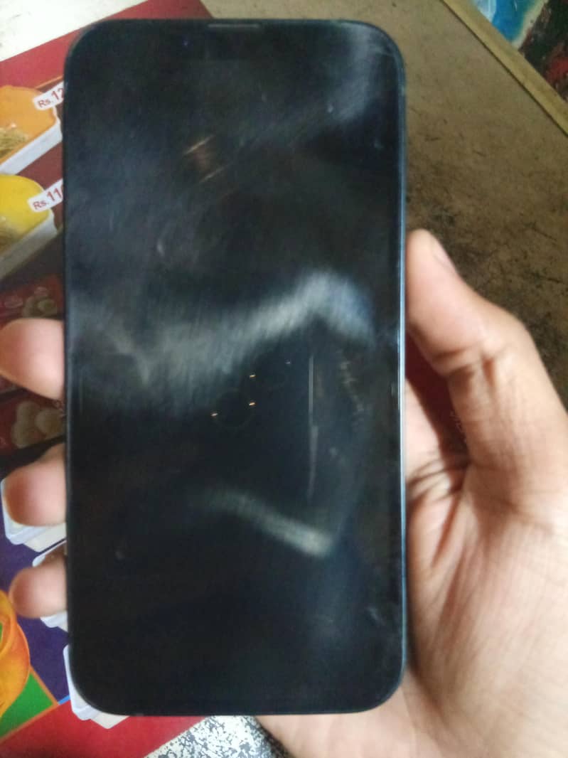 Apple iPhone 13 2