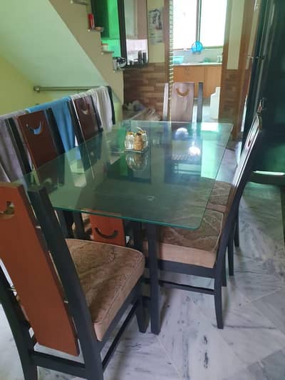 6 seater dining table