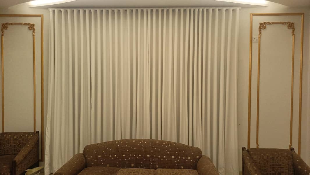curtains 0