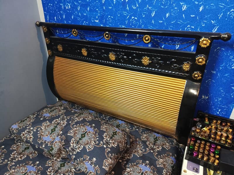 single bed 6