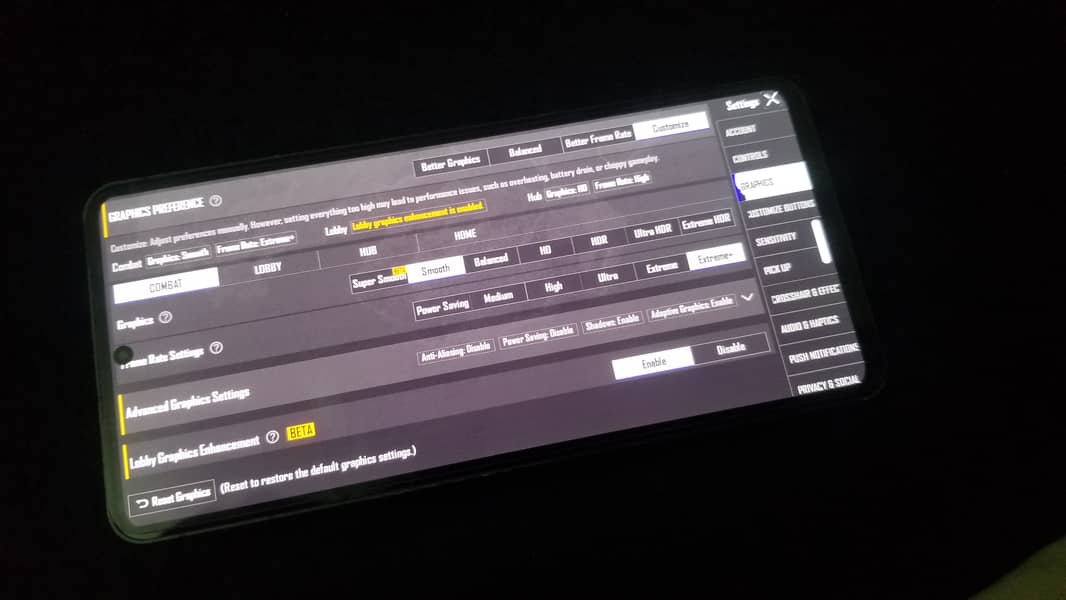 Sharp Aquos R8s pro 3
