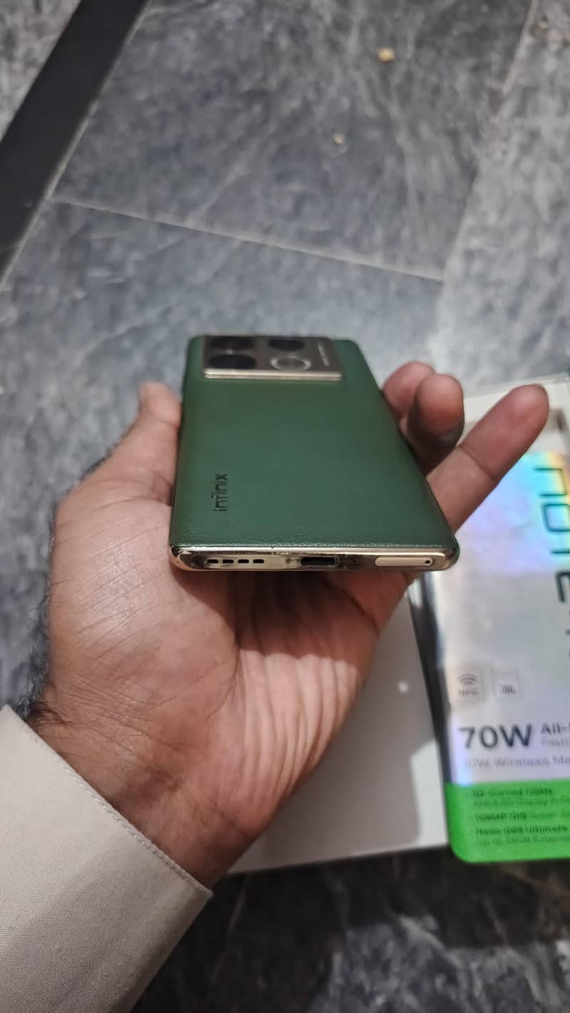 Infinix Note 40 Pro 6