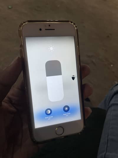 Apple iPhone 7