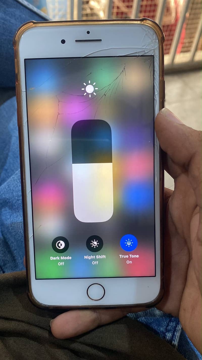 Apple iPhone 8 Plus 2