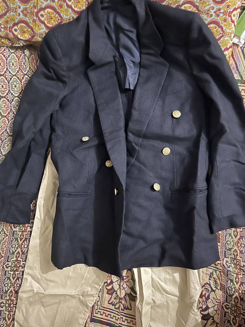 pent coat 0